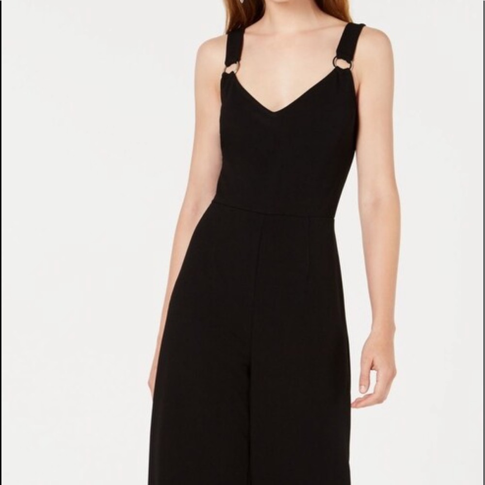 BAR III Women’s black jumpsuit